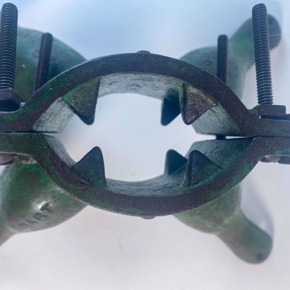 1930’s Cast Iron Christmas Tree Stand - Picture 7 of 9